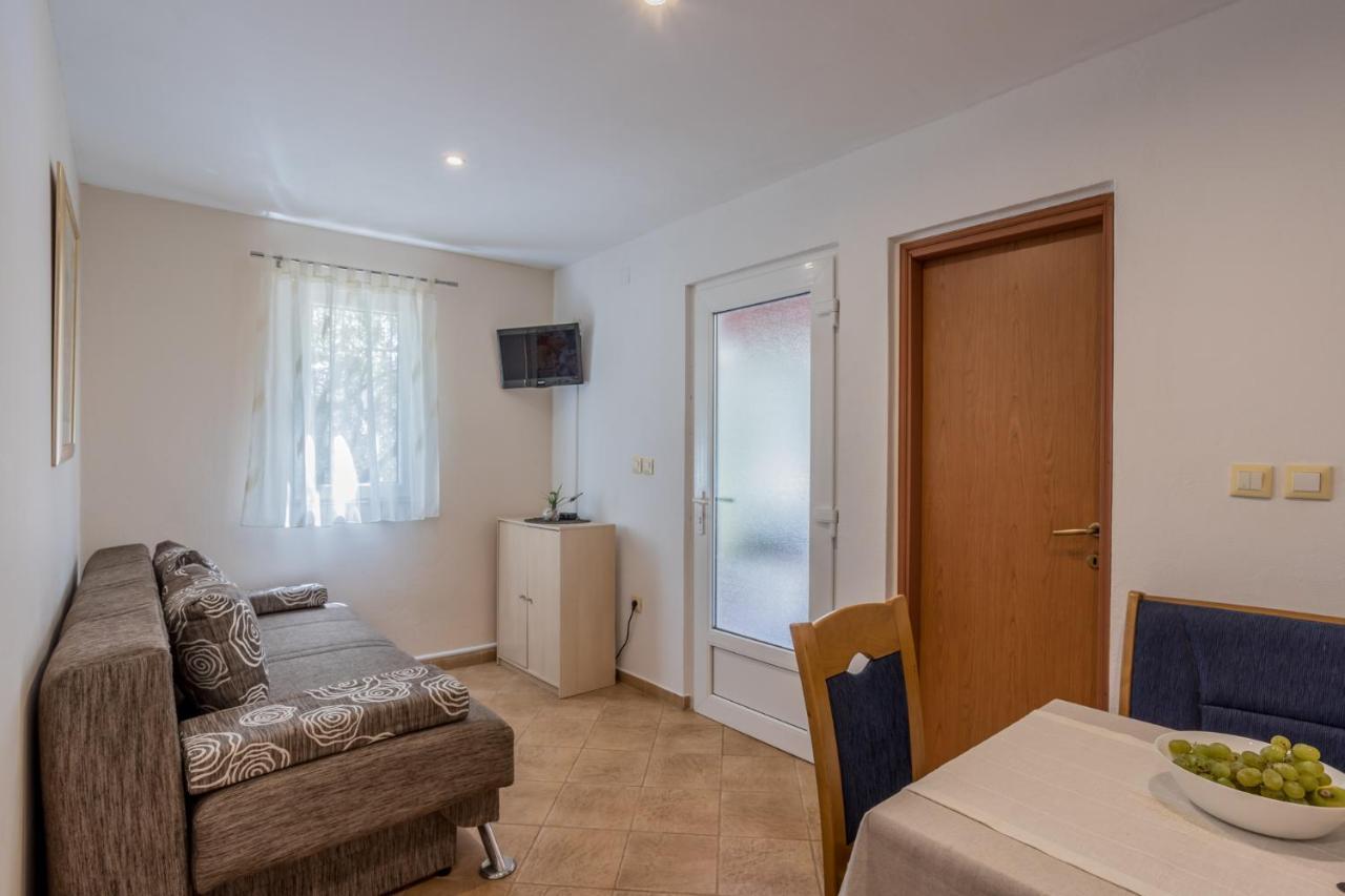 House Oliva With Private Pool And Large Garden Villa Stari Grad Kültér fotó
